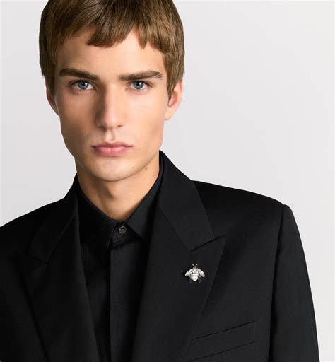maglia dior con spilla